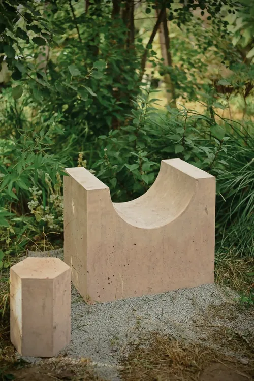 cake bench