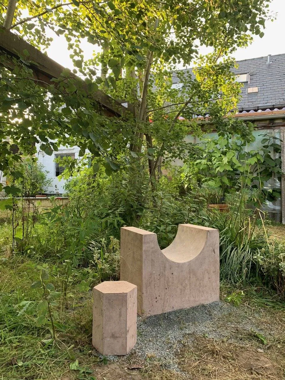 cake bench